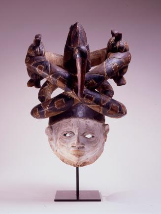 Gèlèdé headdress (èfè)