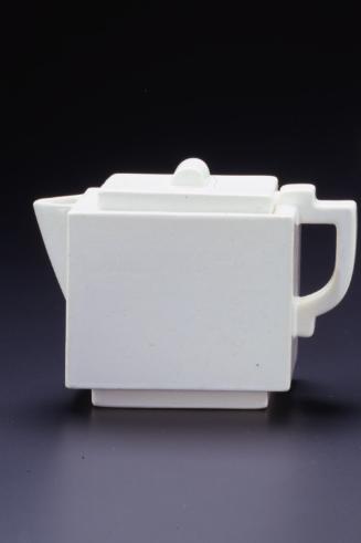 Creamer of white earthenware