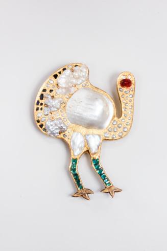 Brooch of an ostrich