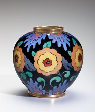 Vase with modernist decoration