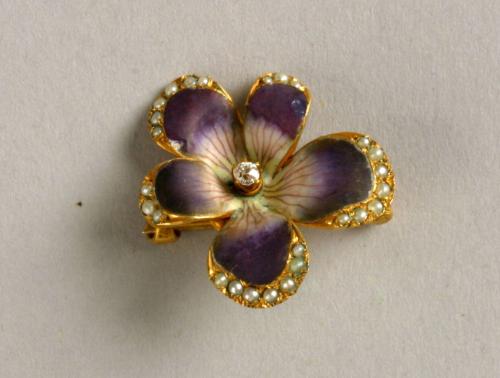 Brooch