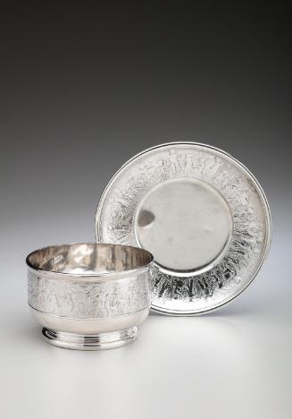 Child's bowl and underplate (part of set of Child's bowl, underplate and spoon)