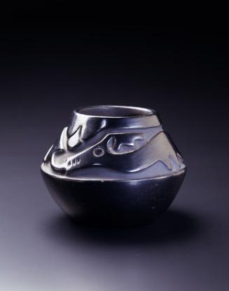 Bowl with plumed serpent