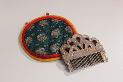 Comb | Case