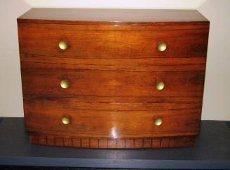 Chest of drawers in the modern style