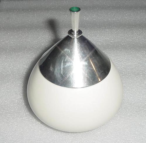 Sugar bowl with porcelain